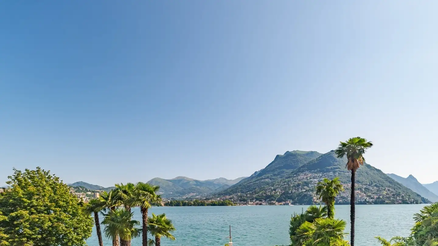 Furnished apartment for rent - 6900 Paradiso