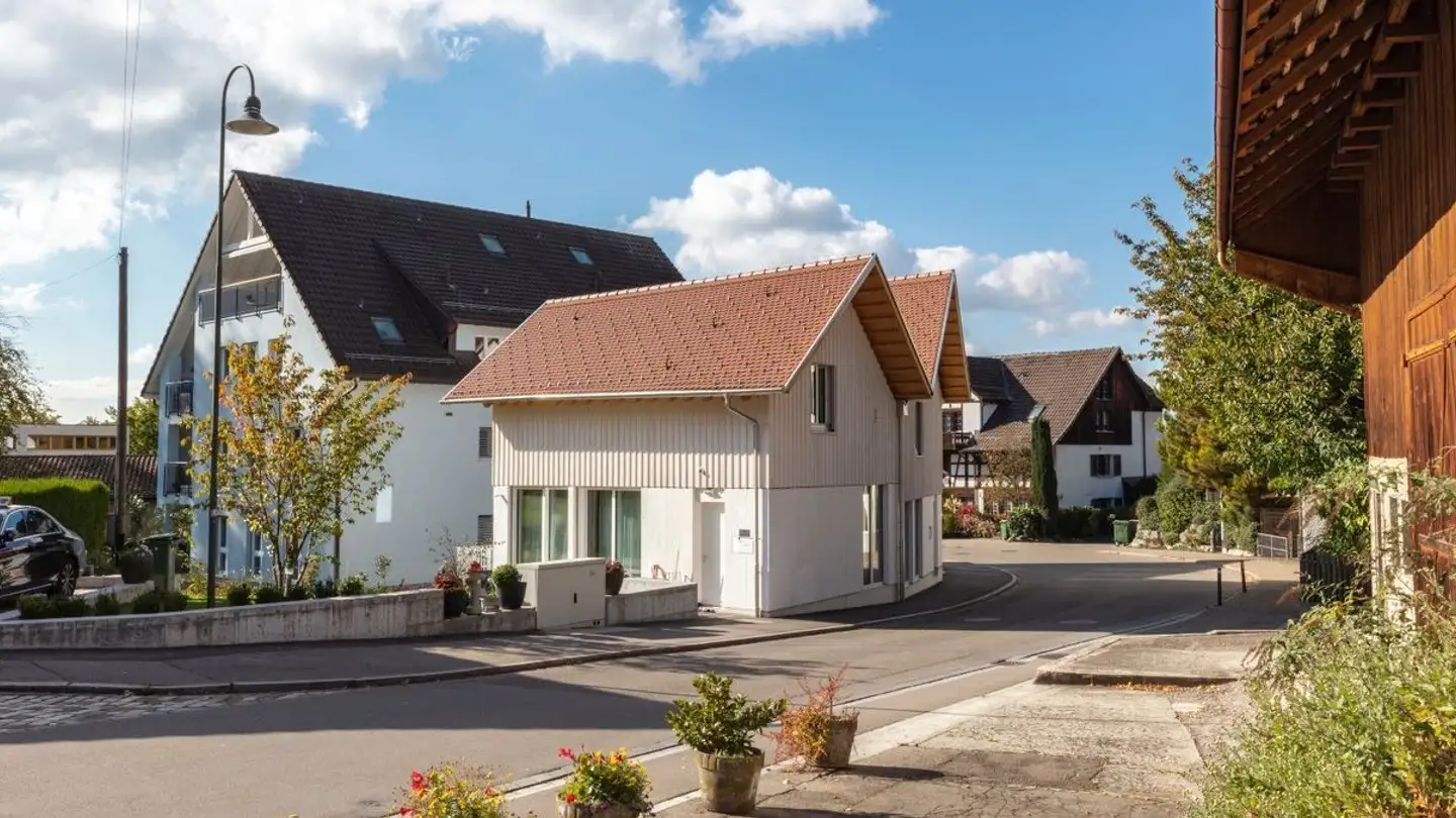 Semi-detached house for rent - Dorfstrasse 28, 8152 Opfikon - Photo 3