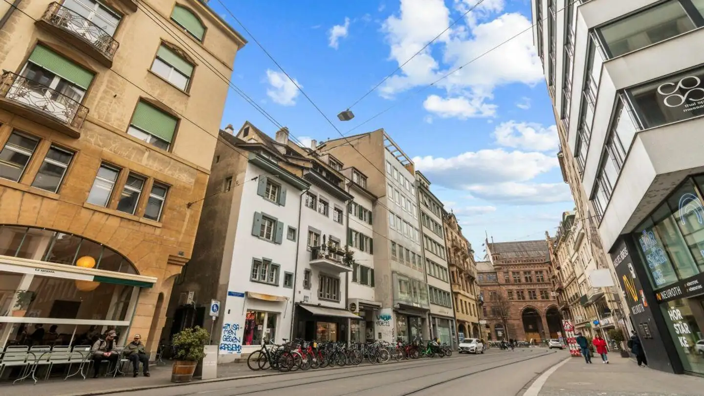 Residential building for sale - 4051 Basel