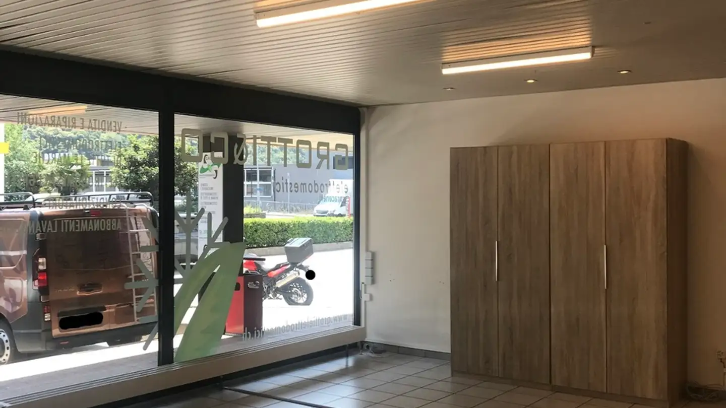 Geschäft mieten - Via San Gottardo 46, 6593 Cadenazzo - Foto 2