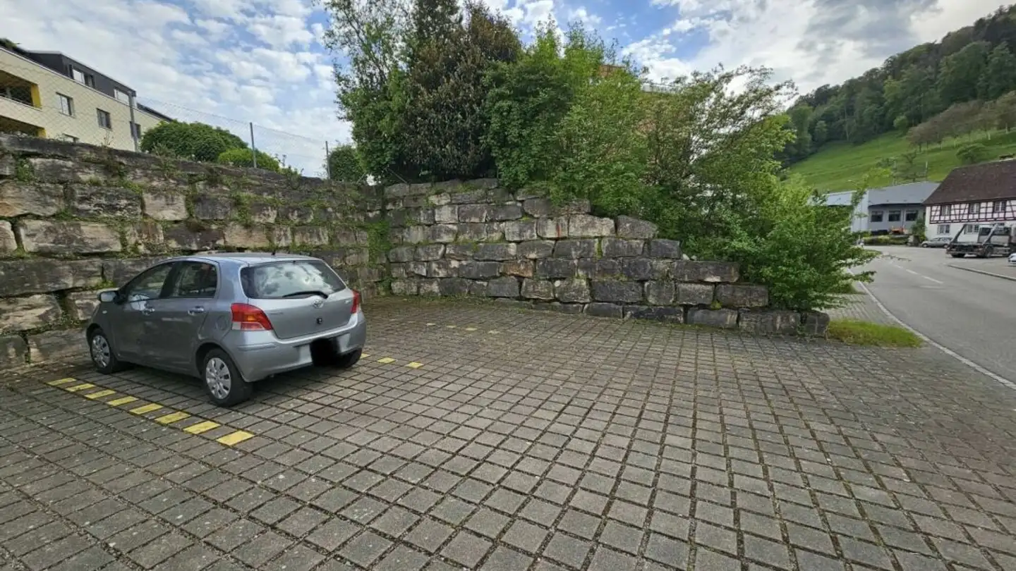 Parcheggio esterno in affitto - Roggenfarstrasse 6, 8193 Eglisau