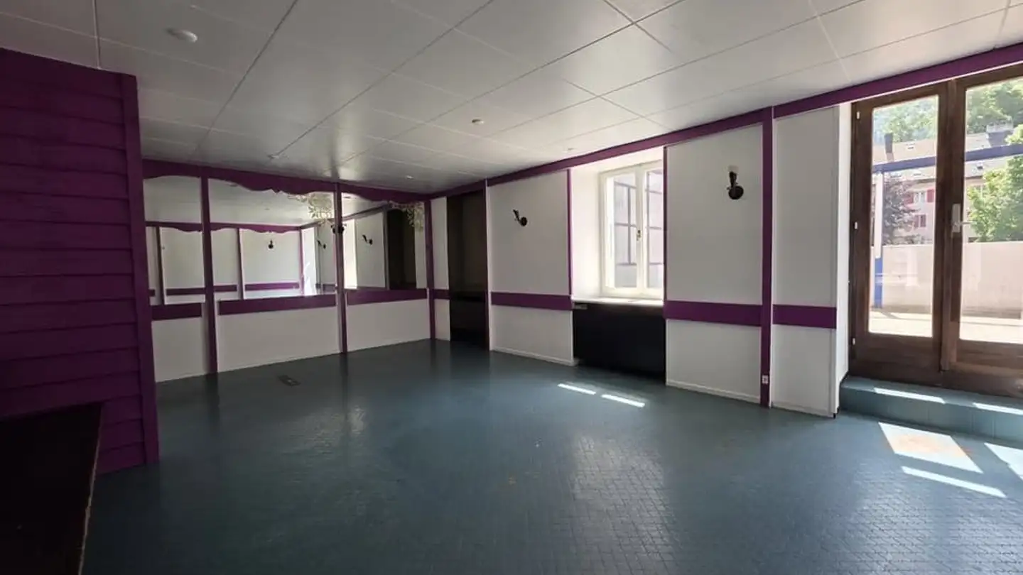 Commerciale in affitto - Rue Daniel-Jeanrichard 13, 2400 Le Locle - Foto 3
