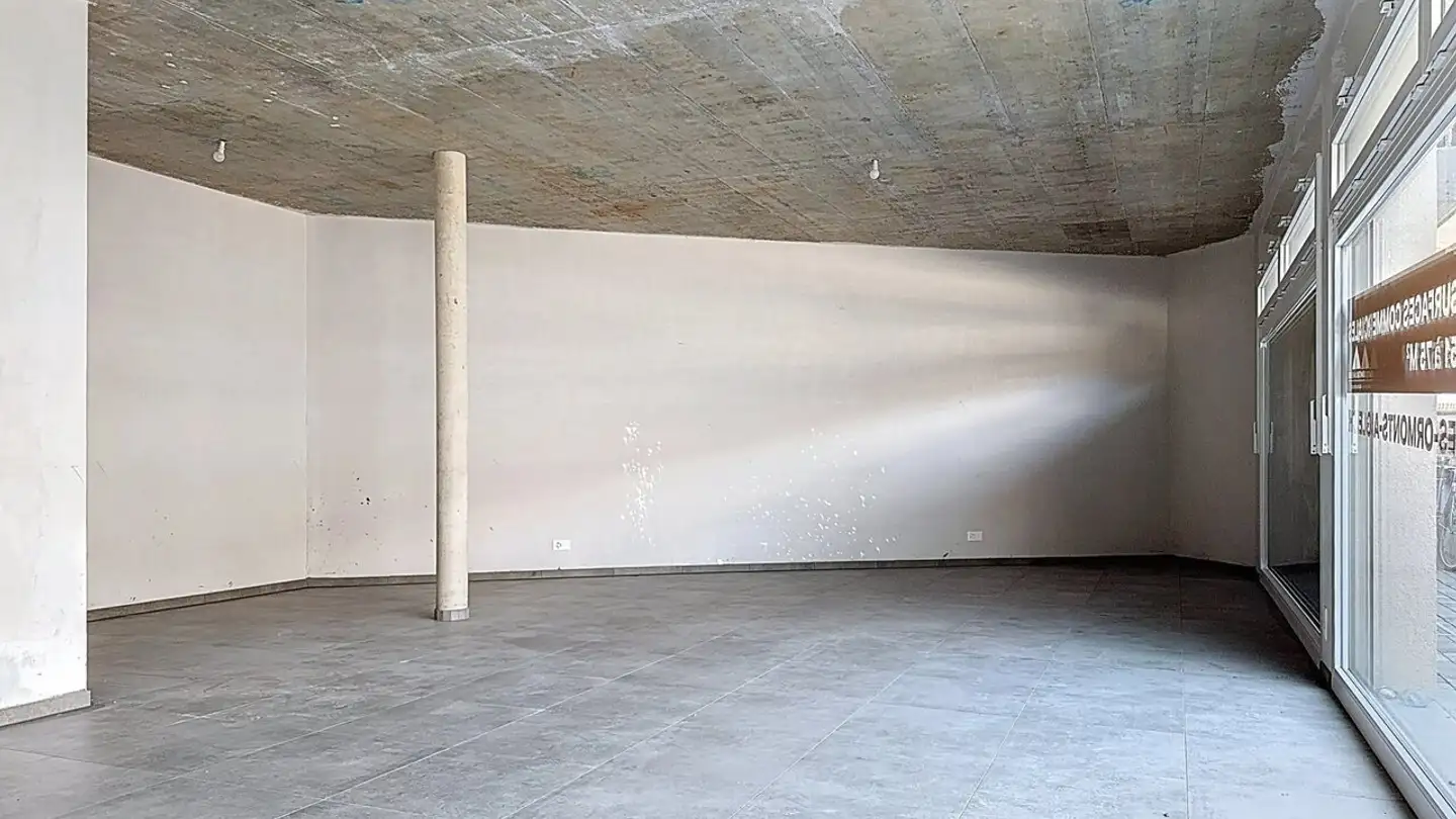 Office space for rent - 1860 Aigle - Photo 2