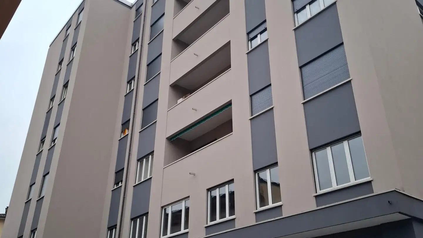 Office space for sale - 6830 Chiasso