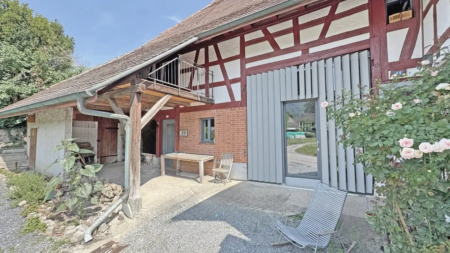 Bauernhof kaufen - Dorfstrasse 44, 8415 Berg am Irchel