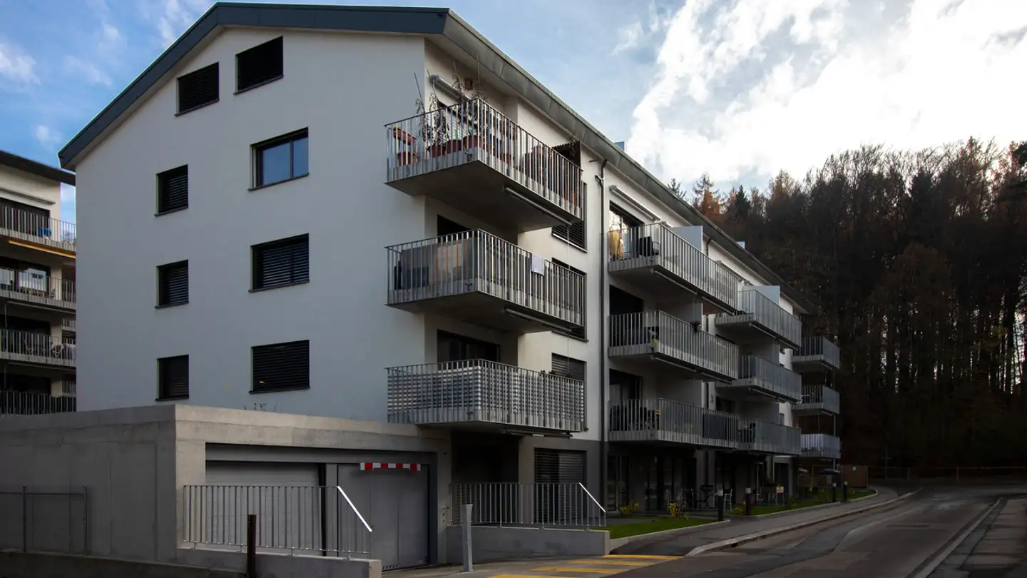 Underground parking space for rent - 1066 Epalinges