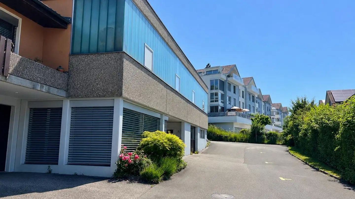 Commerciale in affitto - Eichhofstrasse 6, 6205 Eich