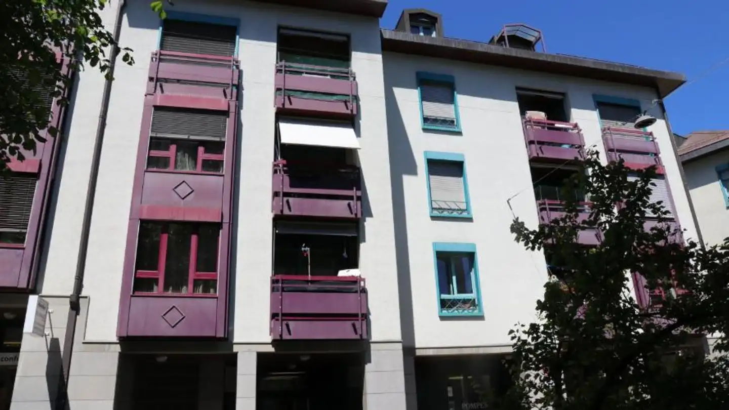 Place de parking couverte à louer - Rue Baudit 2, 1201 Genève