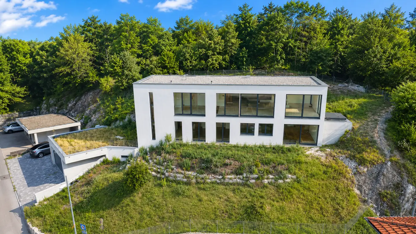 Villa for sale - Via Carabelli-Artisti 12, 6874 Castel San Pietro