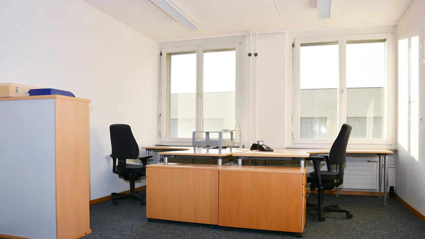 Bureau à louer - Winterthurerstrasse 703, 8247 Flurlingen