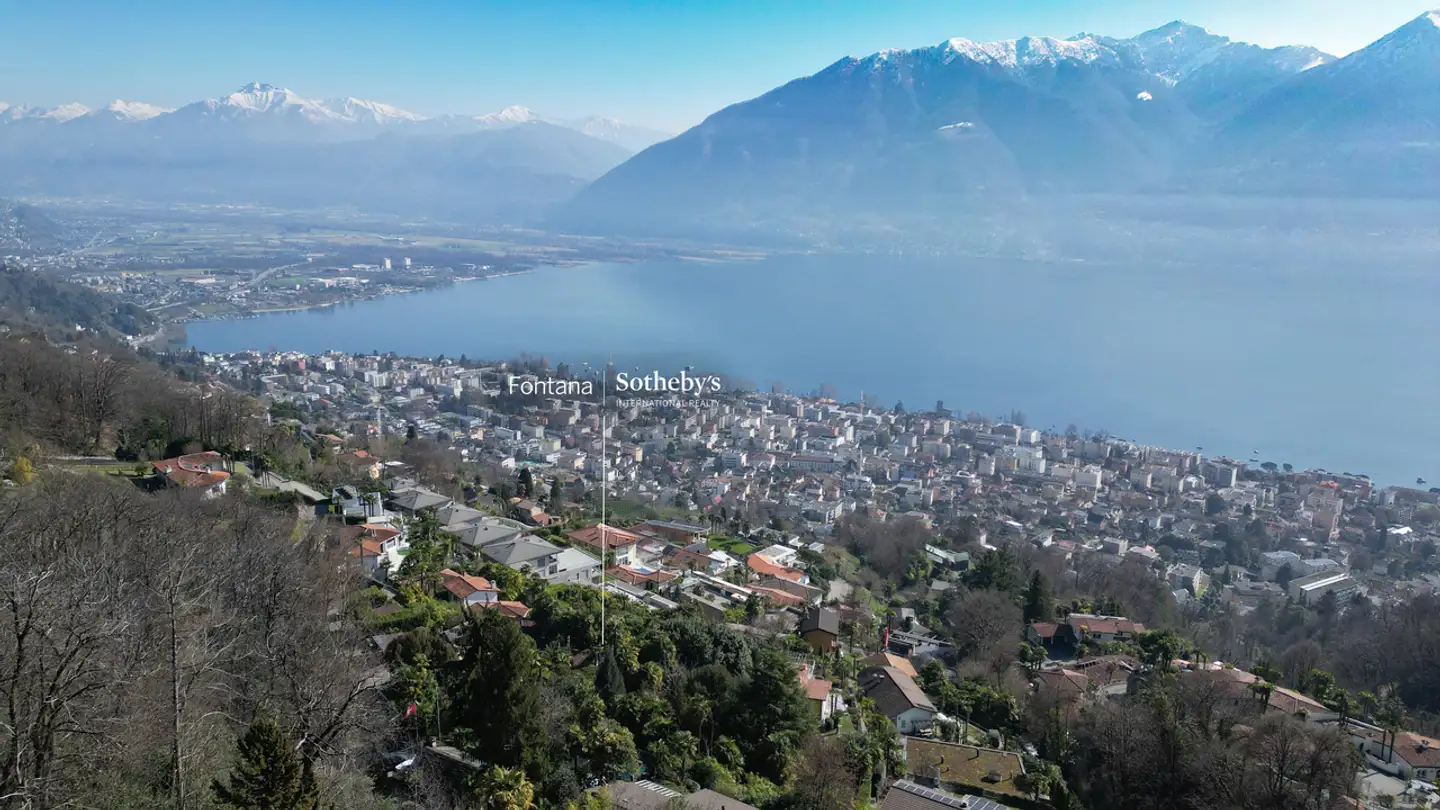 Terrain constructible à vendre - 6648 Minusio