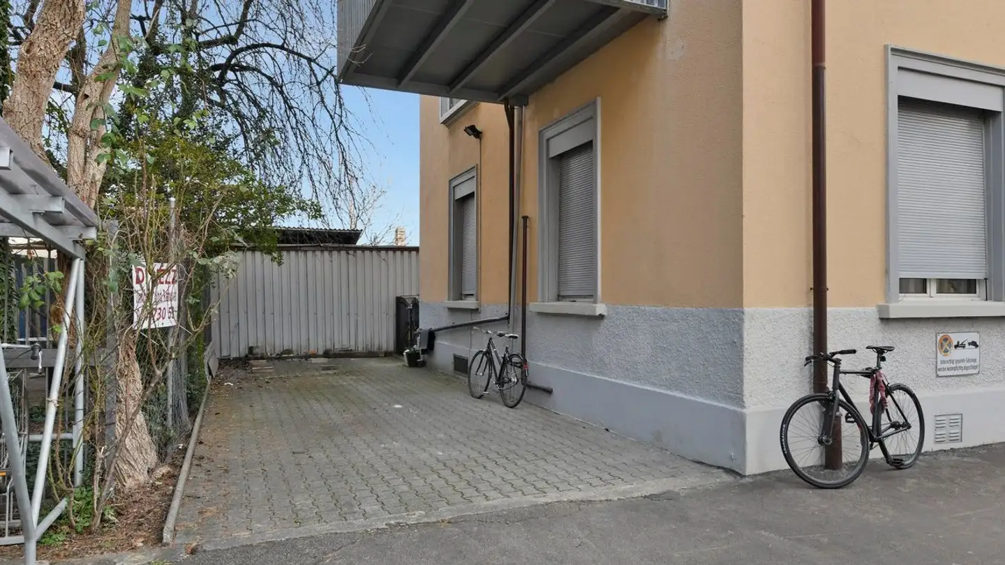 Parcheggio esterno in affitto - Feldstrasse 145, 8004 Zürich