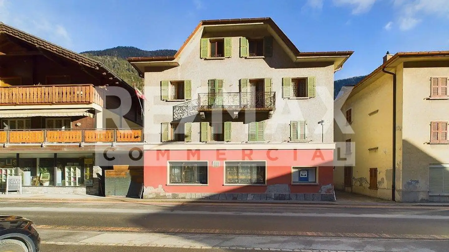 Hôtel à vendre - 6776 Piotta