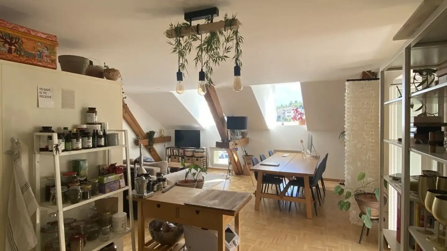 Appartement à louer - 8882 Unterterzen