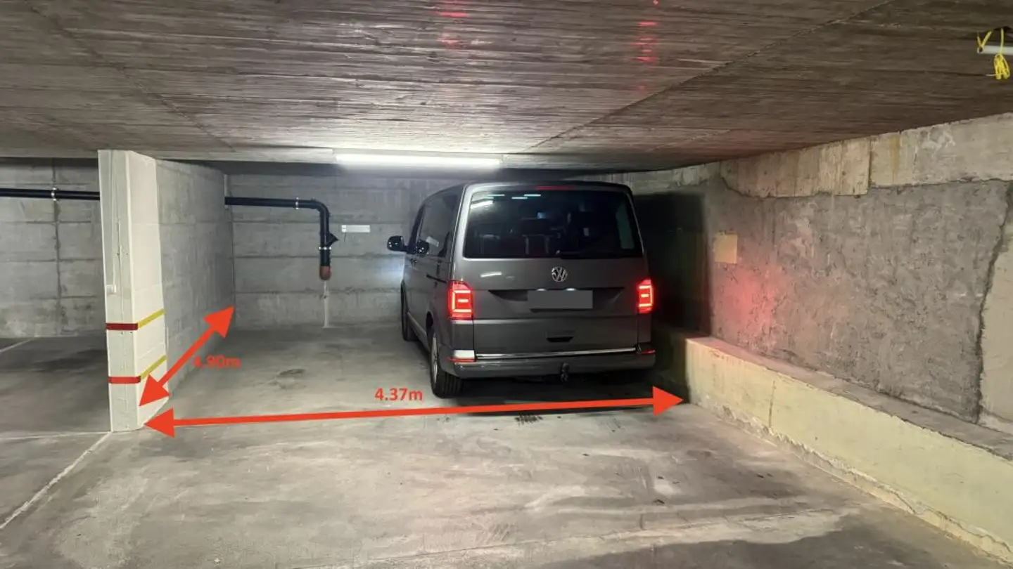 Place de parking souterraine à vendre - Etzelstrasse 3, 8640 Rapperswil SG