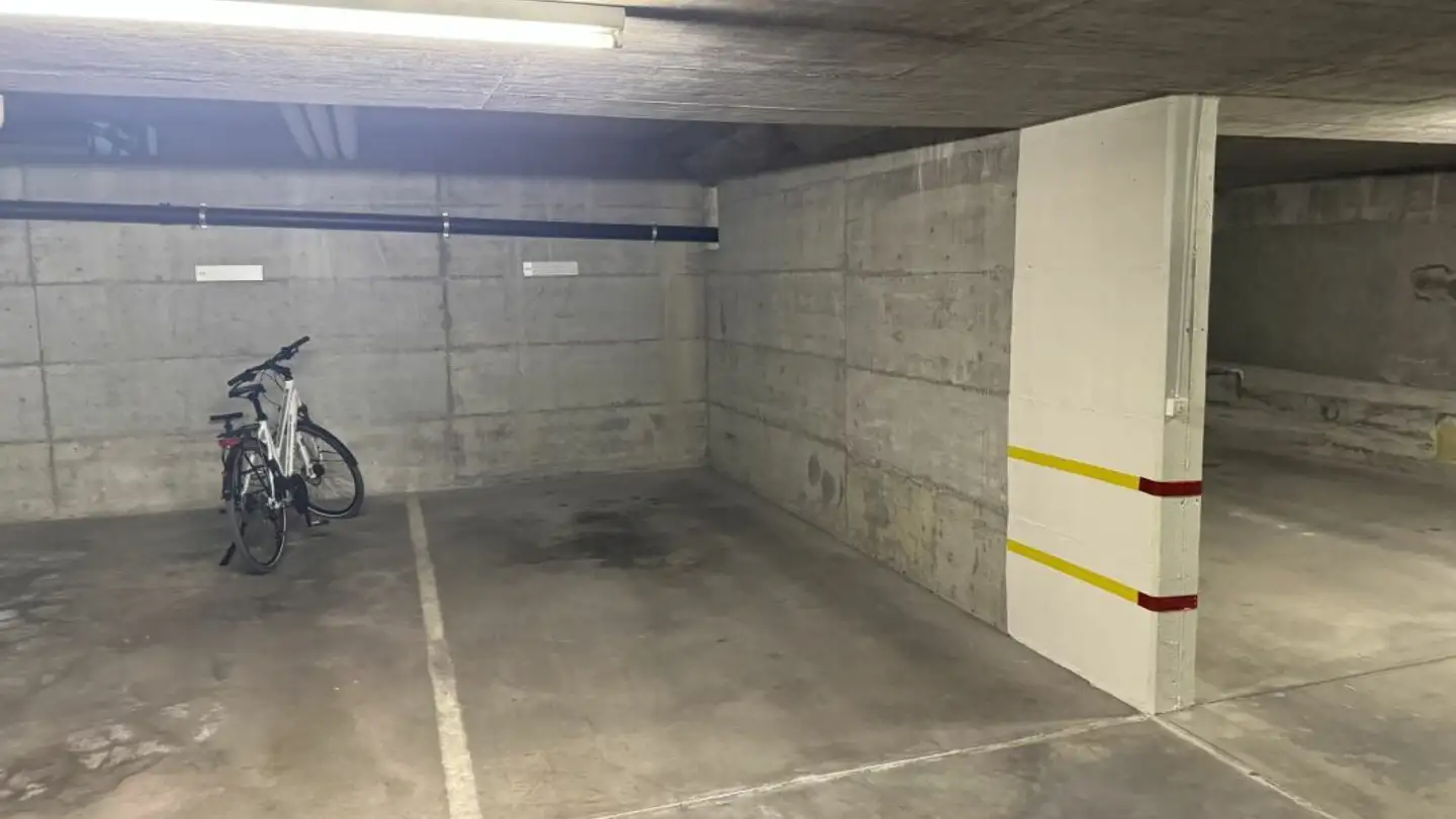 Place de parking souterraine à vendre - Etzelstrasse 3, 8640 Rapperswil SG - Photo 4