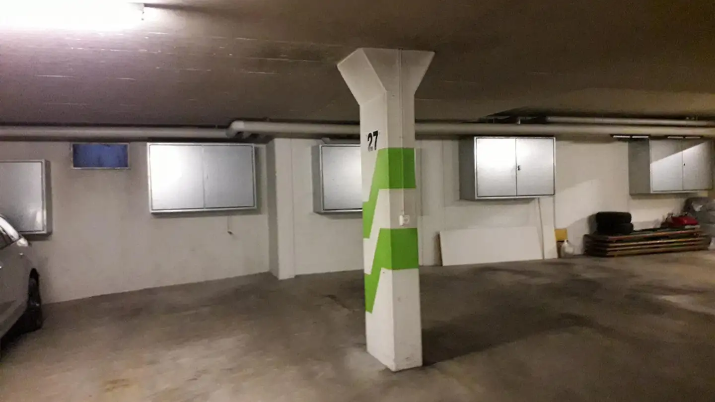 Tiefgaragenstellplatz mieten - Allwegmatte 5, 6372 Ennetmoos
