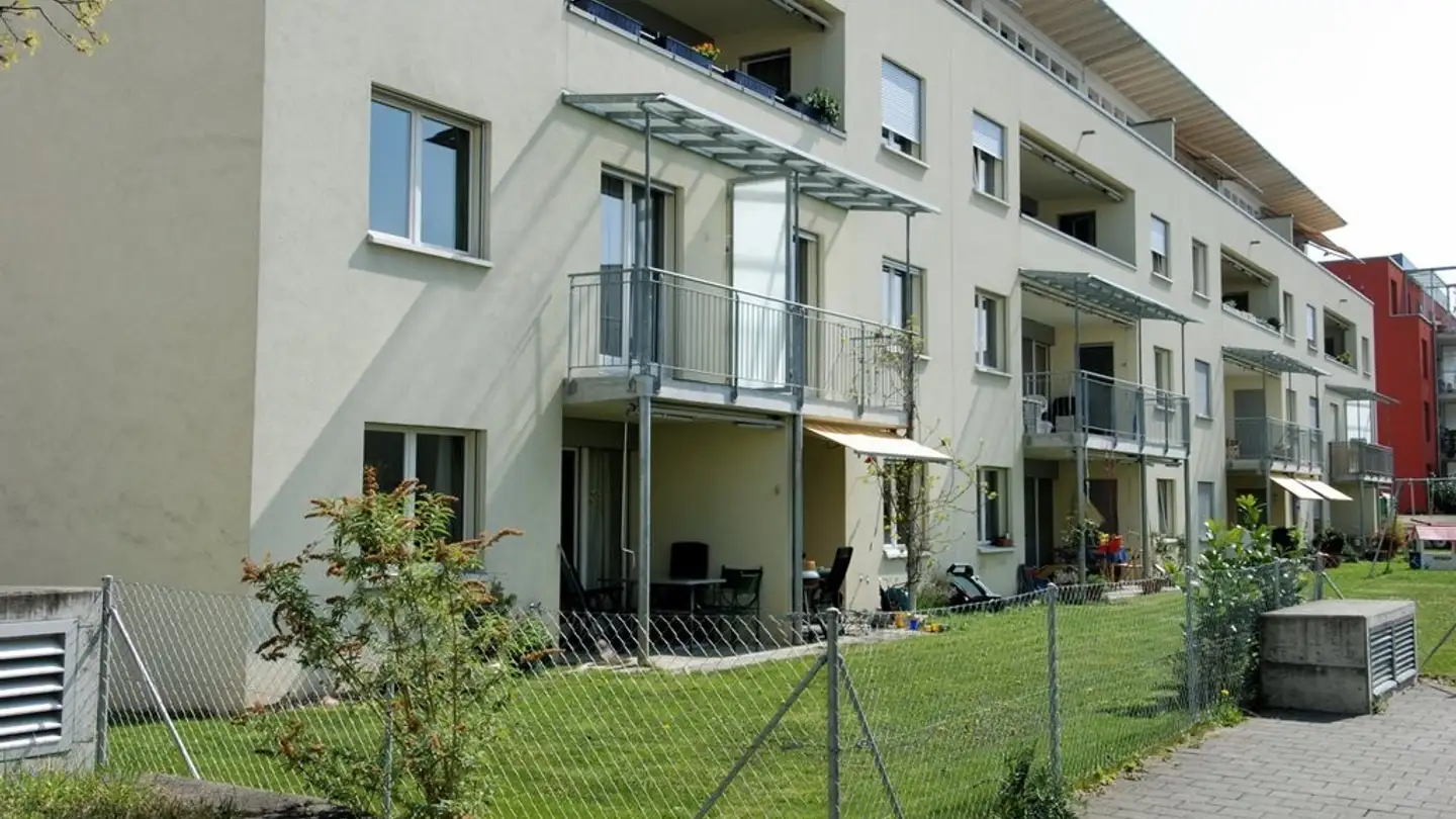 Garage singolo in affitto - Mattweg 151, 4144 Arlesheim - Photo 2