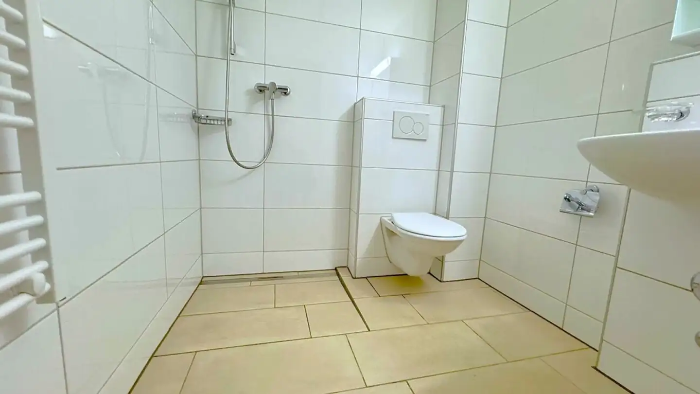 Appartamento in affitto - Rue De La Fiaz 40, 2300 La Chaux-de-Fonds - Photo 2