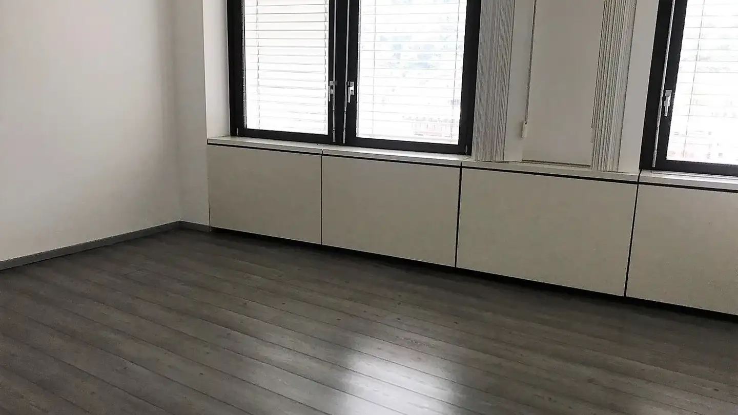Bürofläche mieten - 6830 Chiasso