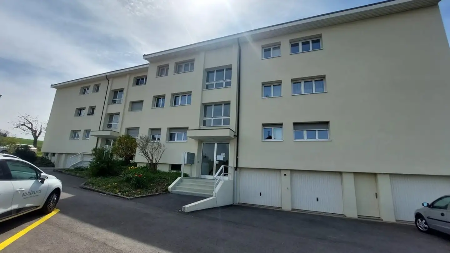 Appartement à louer - Route De Payerne 39, 1749 Middes