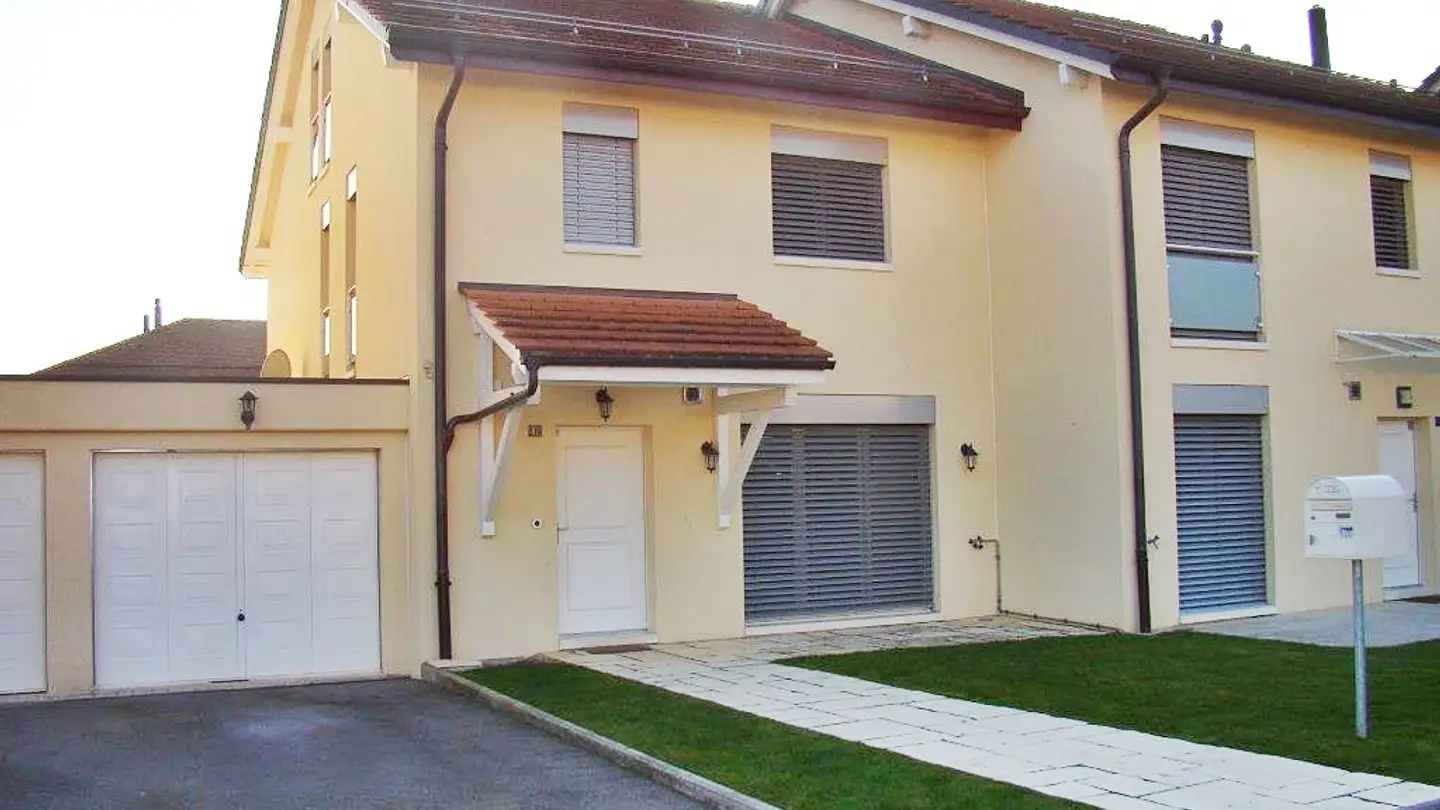 Villa for rent - 1295 Tannay