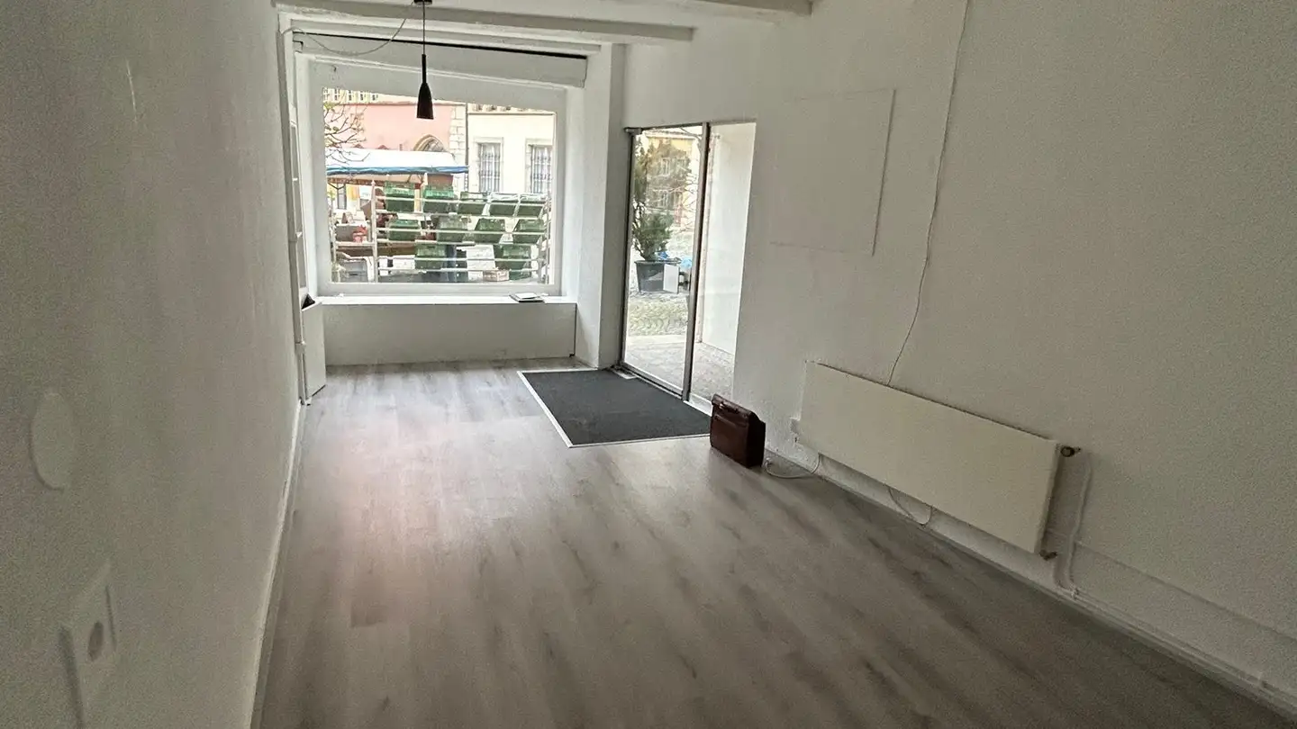 Geschäft mieten - Ruelle De L'hôtel-De-Ville / Rathausgässli 14, 2502 Biel/Bienne - Foto 2