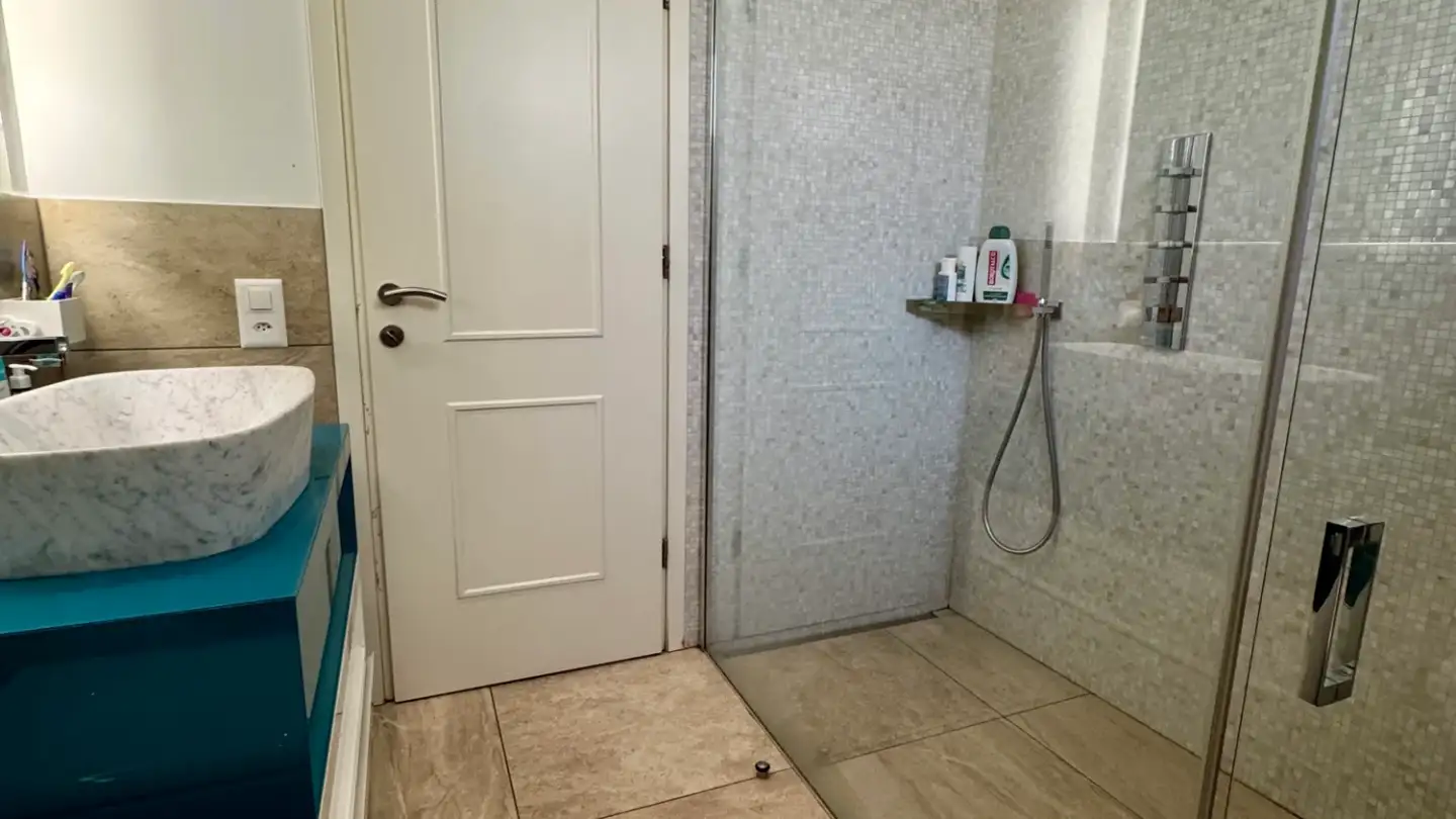 Chambre à louer - Via Vallemaggia 58, 6600 Solduno - Photo 3