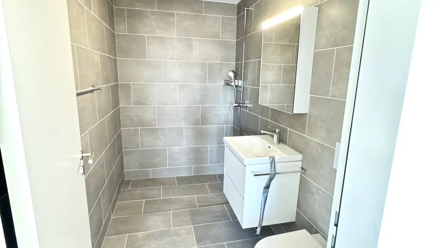Wohnung mieten - Allmendstrasse 4, 8304 Wallisellen - Foto 3