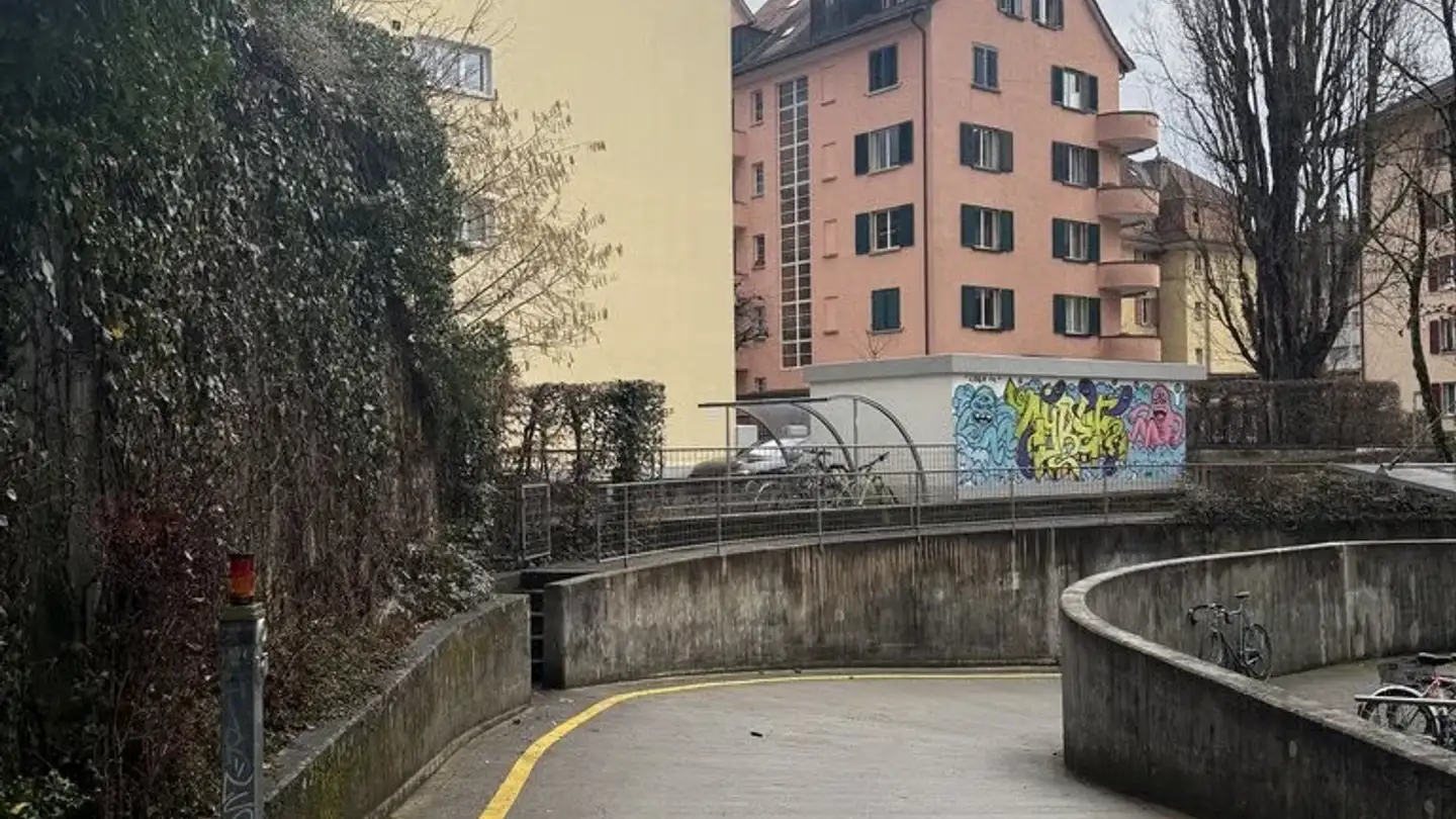 Place de parking souterraine à louer - Neufeldstrasse 5, 3012 Bern