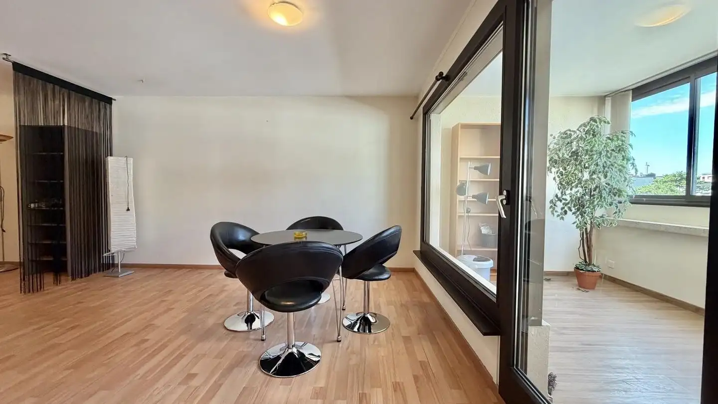 Apartment for rent - 1203 Genève - Photo 2