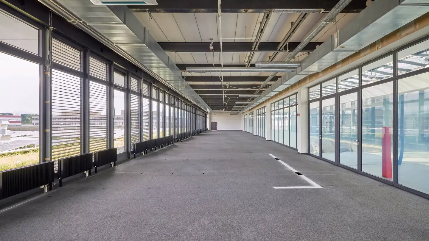 Gewerbe mieten - Neue Winterthurerstrasse 7, 8305 Dietlikon - Foto 4