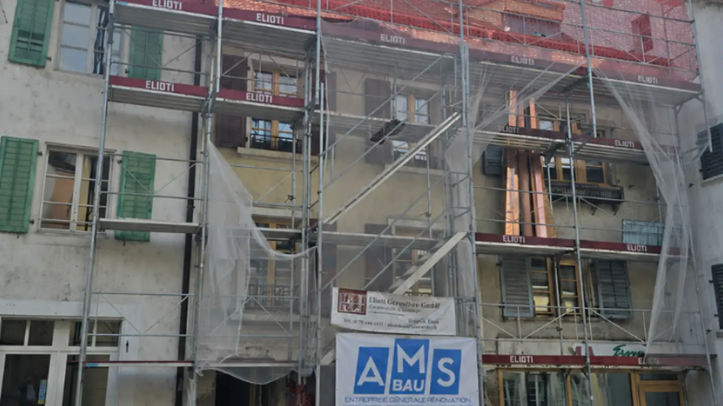 Mixed-use building for sale - 2900 Porrentruy