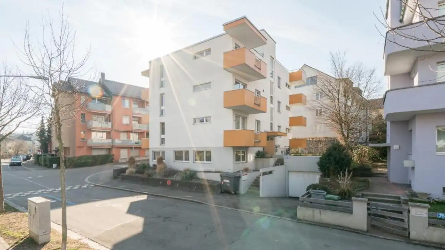 Parcheggio interno per moto in affitto - Berninastrasse 21, 8057 Zürich