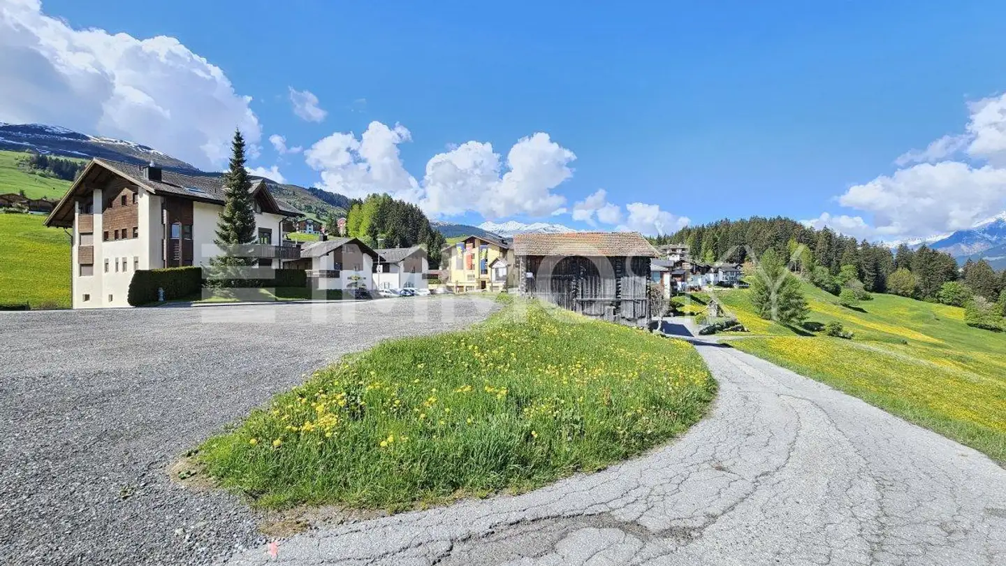 Constructible plot for sale - 7134 Obersaxen