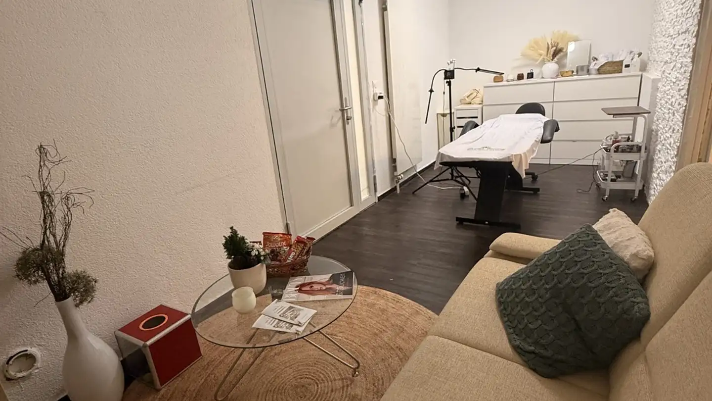 Commerciale in affitto - 8600 Dübendorf