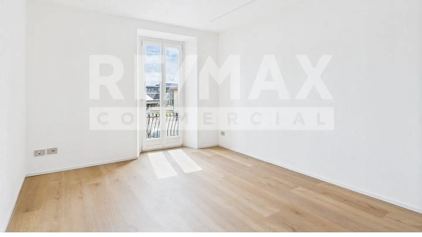 Office space for rent - 6877 Coldrerio