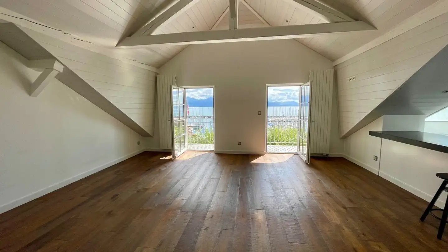 Appartement à louer - Route Du Port, 1009 Pully