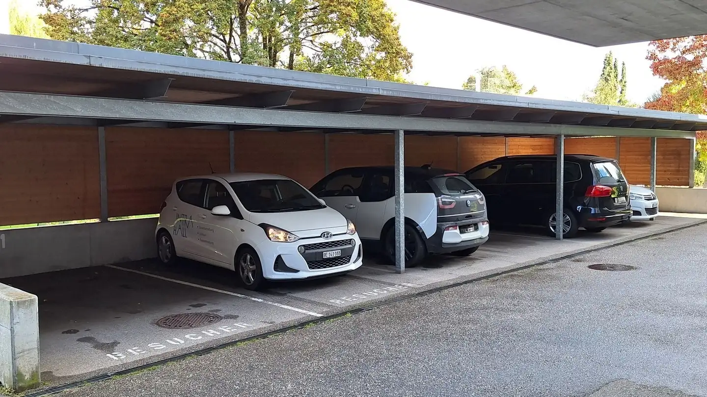 Überdachter Parkplatz mieten - Badstrasse 7, 3322 Urtenen-Schönbühl