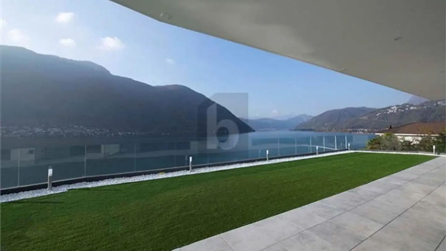 Penthouse for rent - 6825 Capolago - Photo 3