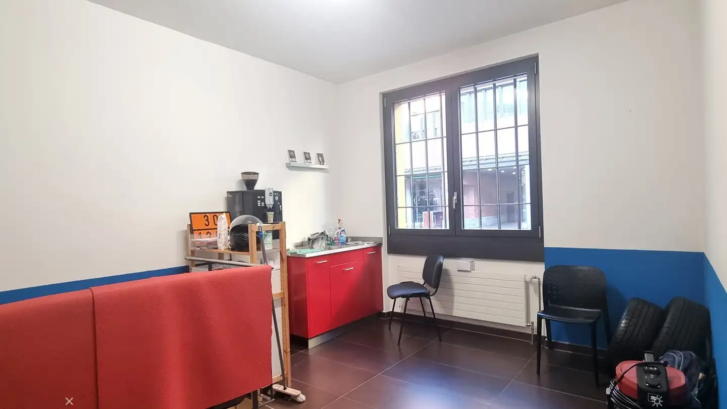 Commercial for rent - Rue D'aarberg / Aarbergstrasse 102, 2502 Biel/Bienne - Photo 4