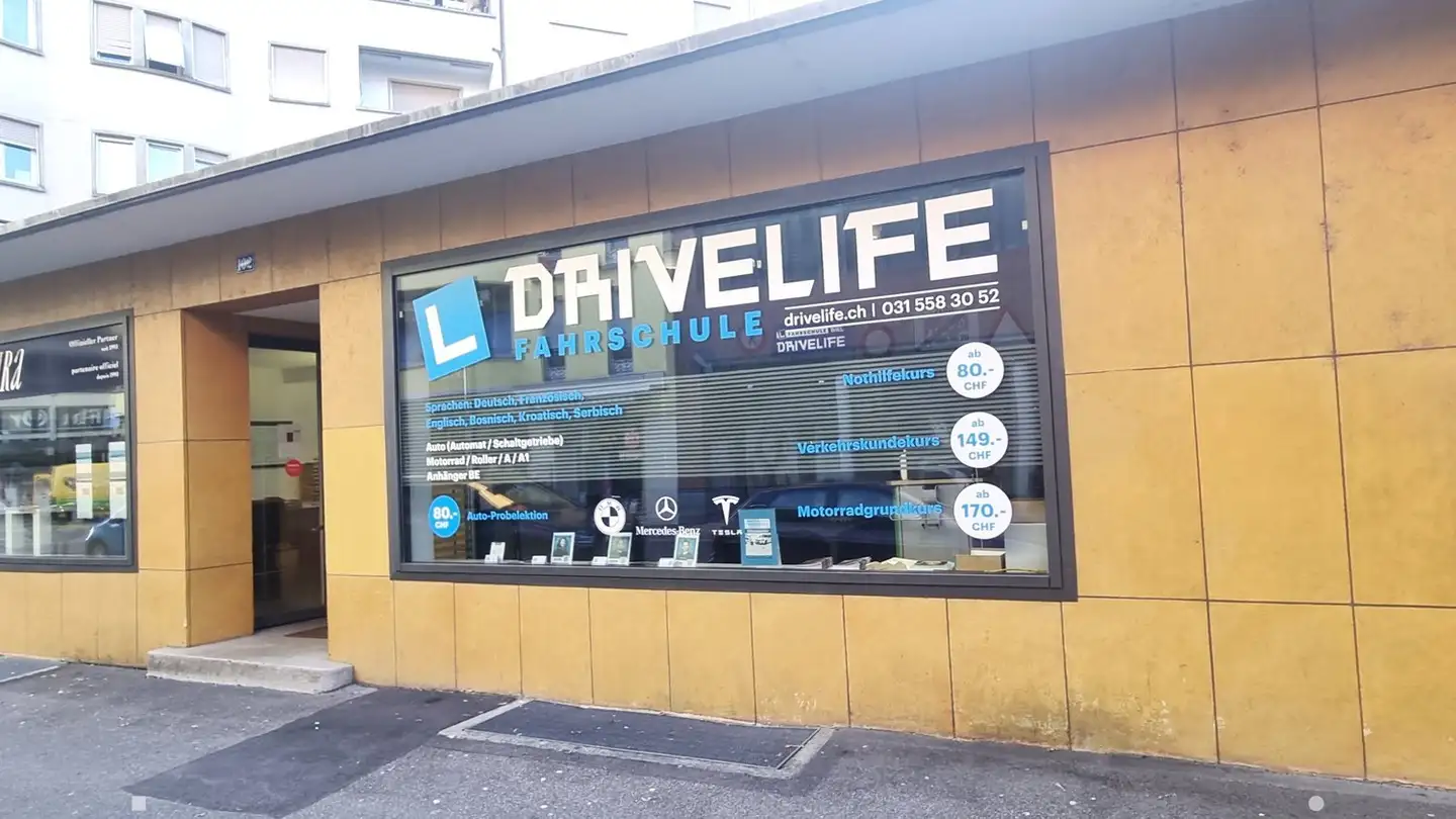 Commerciale in affitto - Rue D'aarberg / Aarbergstrasse 102, 2502 Biel/Bienne