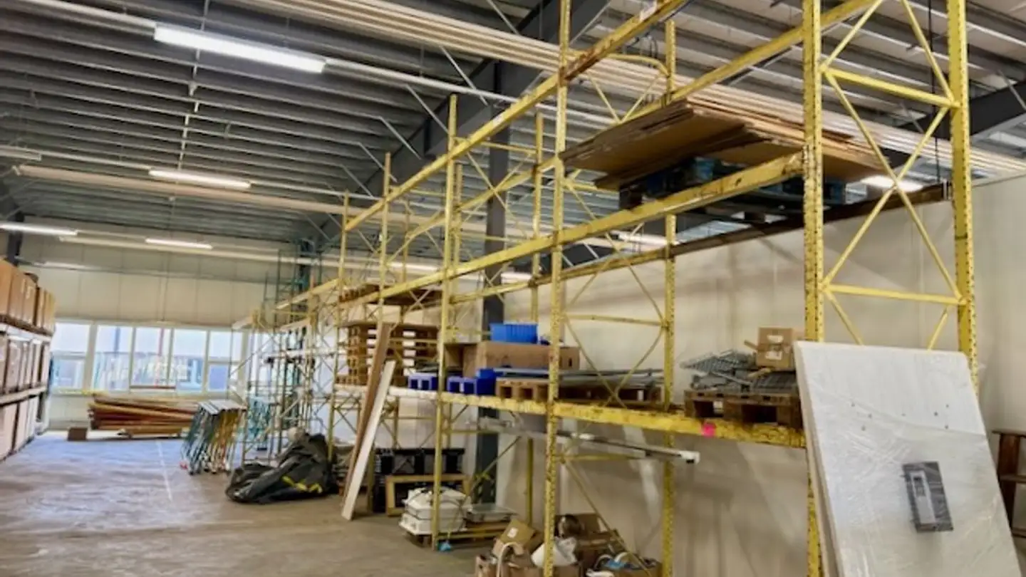 Proprietà industriale in affitto - 2114 Fleurier