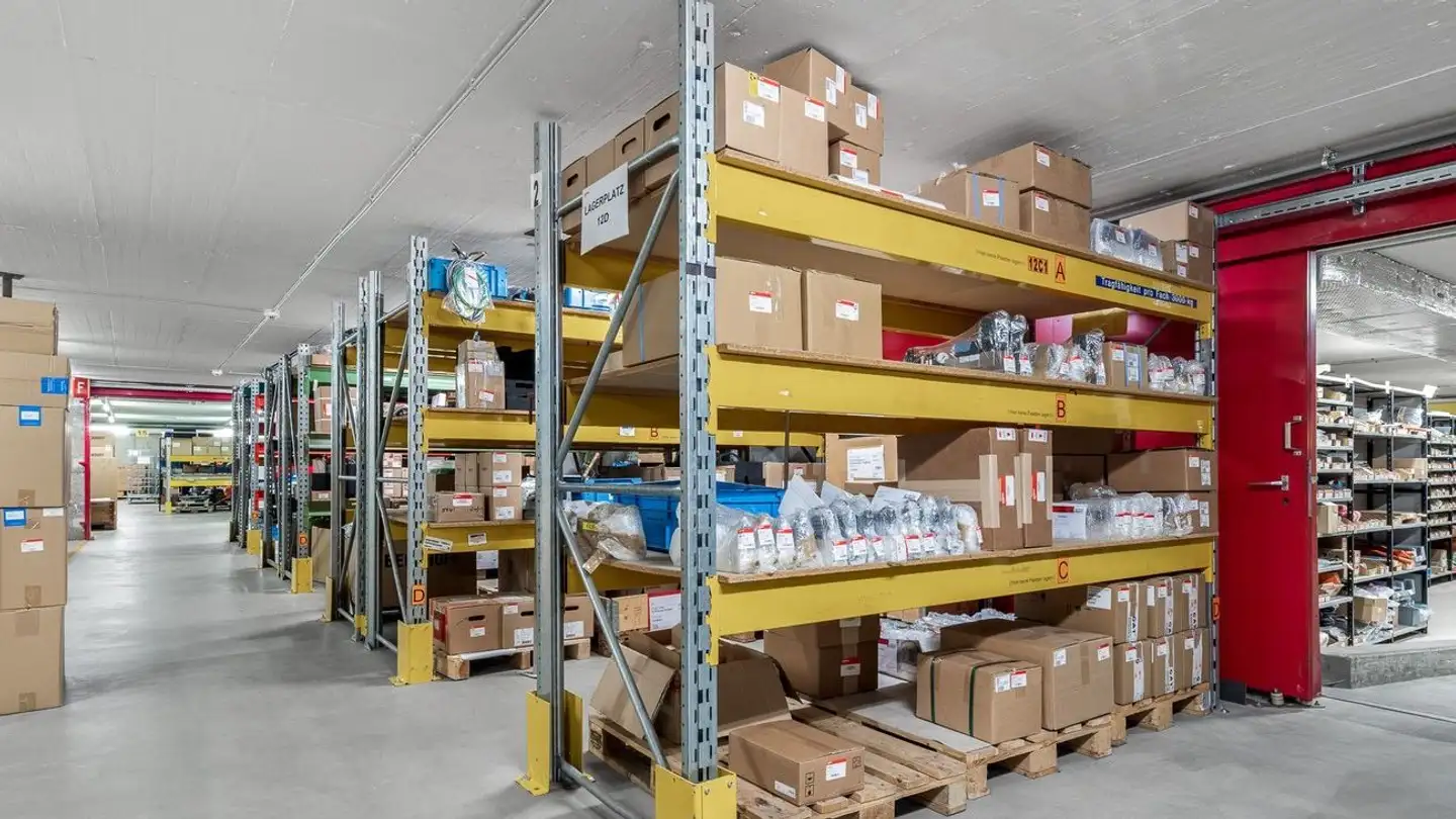 Proprietà industriale in affitto - Rigackerstrasse, 5610 Wohlen AG - Photo 4