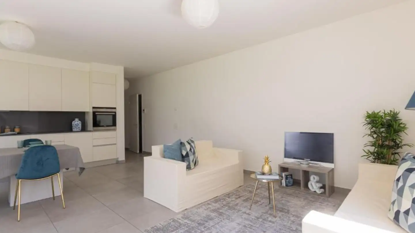 Apartment for rent - Via Pratocarasso 42a, 6500 Bellinzona - Photo 2