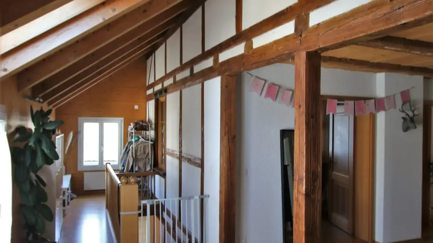 Attique à louer - Bergstrasse 8, 4914 Roggwil BE - Photo 2