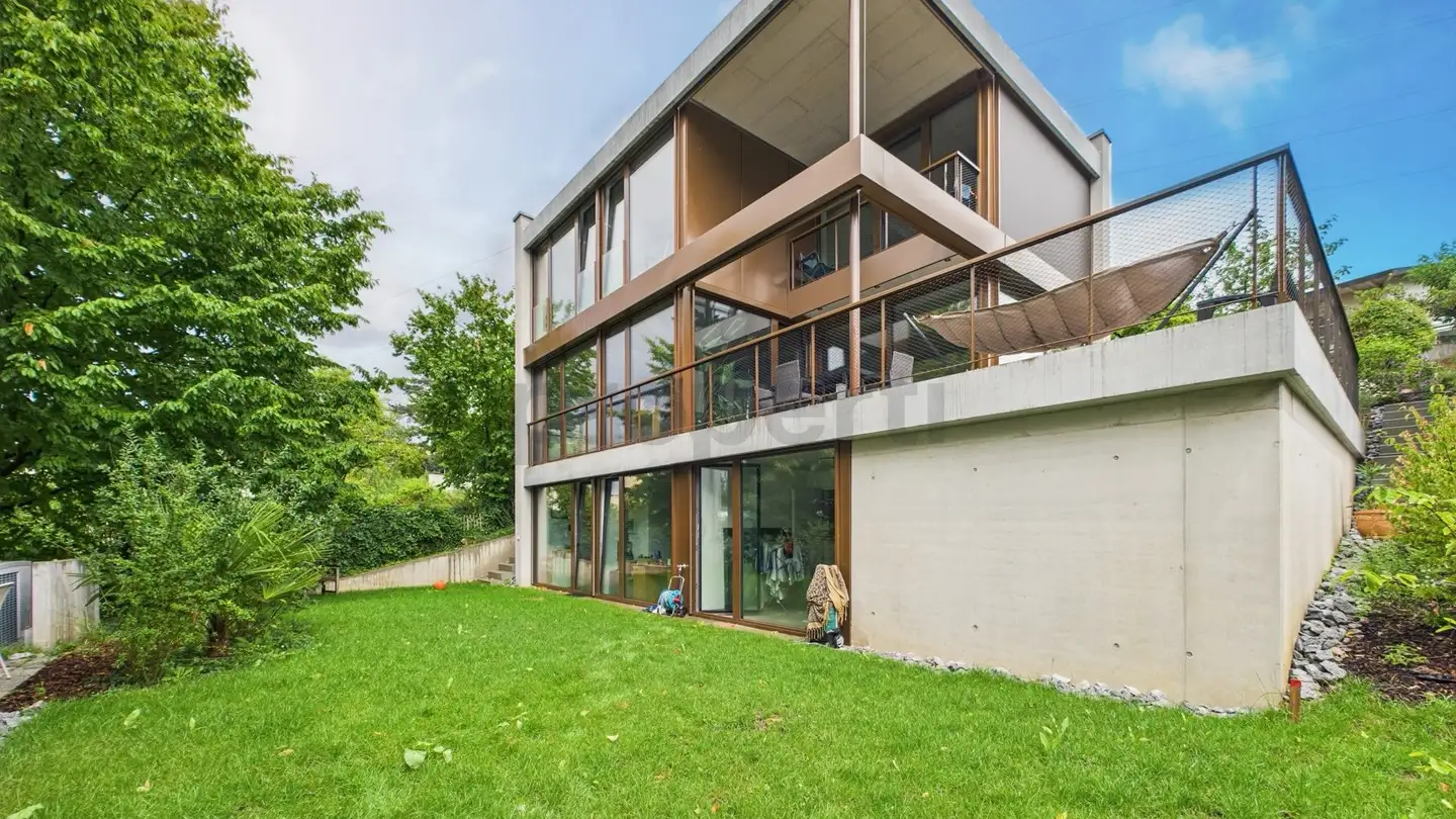 Single house for sale - 4142 Münchenstein