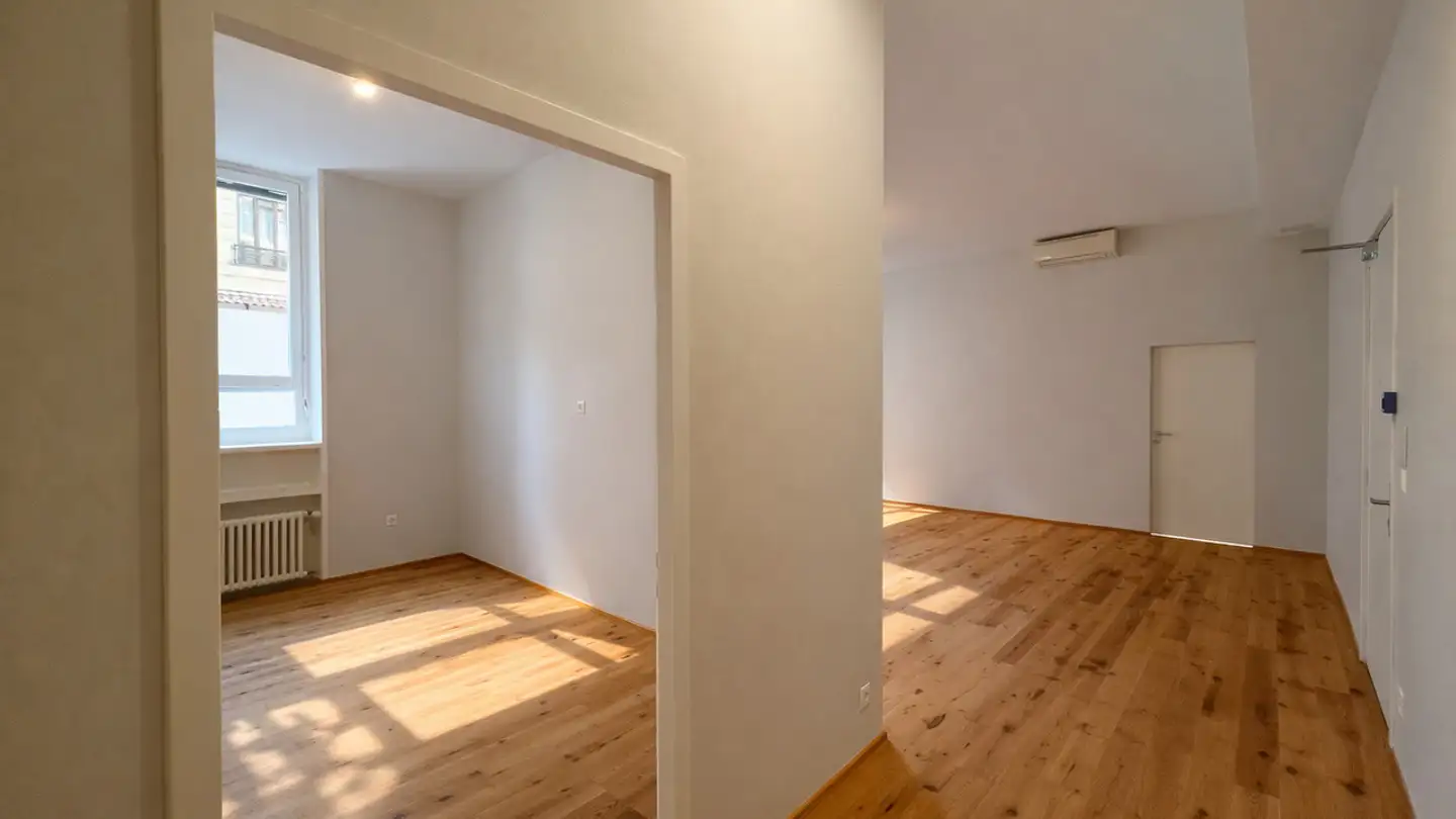 Office space for rent - 1204 Genève - Photo 2