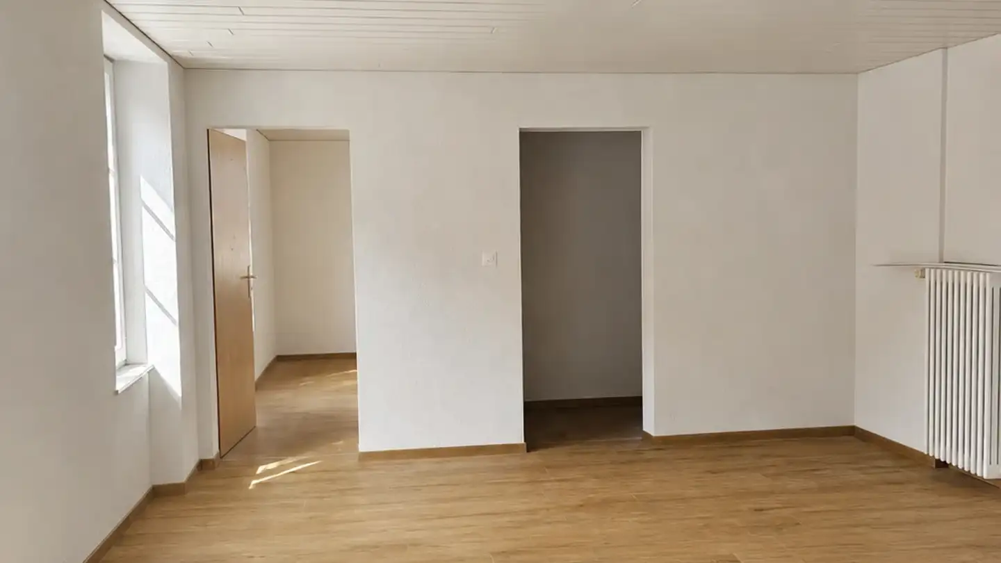 Apartment for rent - Rue de la Place-d'Armes 3, 2114 Fleurier - Photo 2