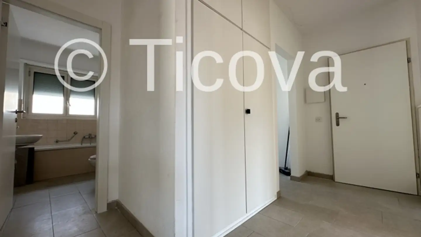 Appartement à louer - 6963 Pregassona - Photo 4